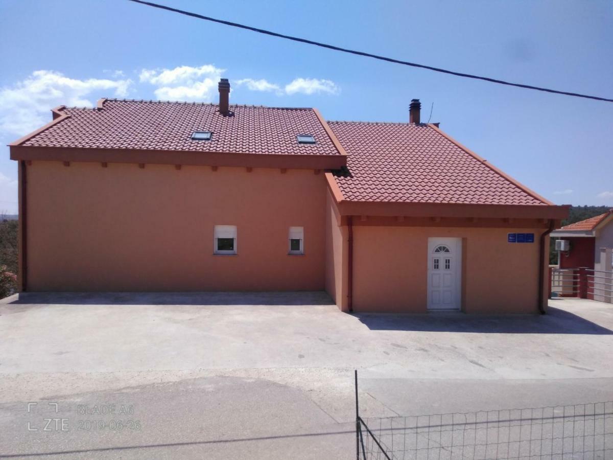 Apartmán Tereza Obrovac Exteriér fotografie