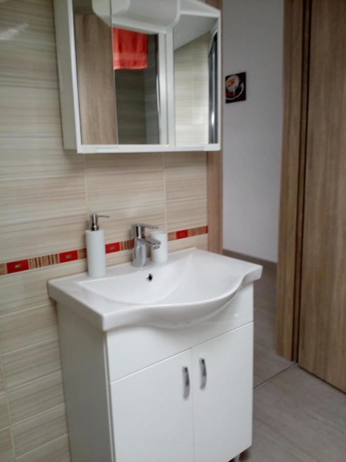 Apartmán Tereza Obrovac Exteriér fotografie